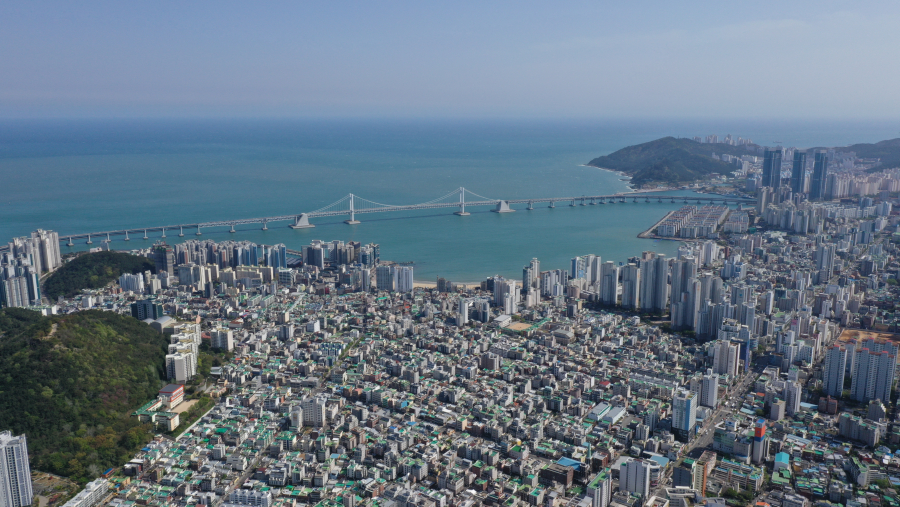 7. 골목에서 바다로.jpg